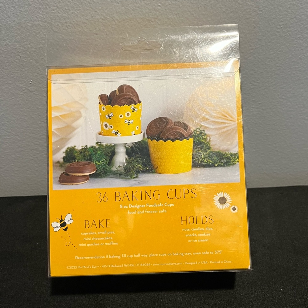 Mini Baking Cups - Picture 2 of 6
